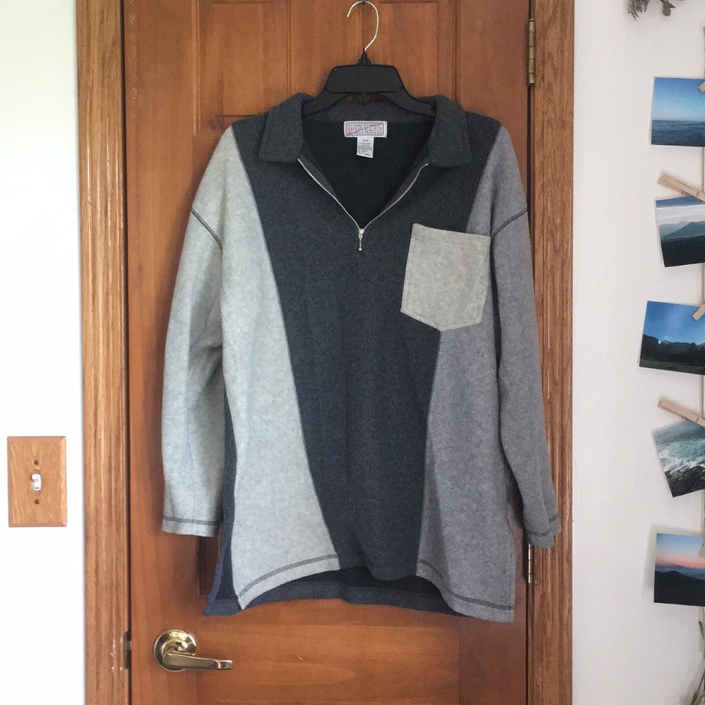 Oversized gray zip up sweater